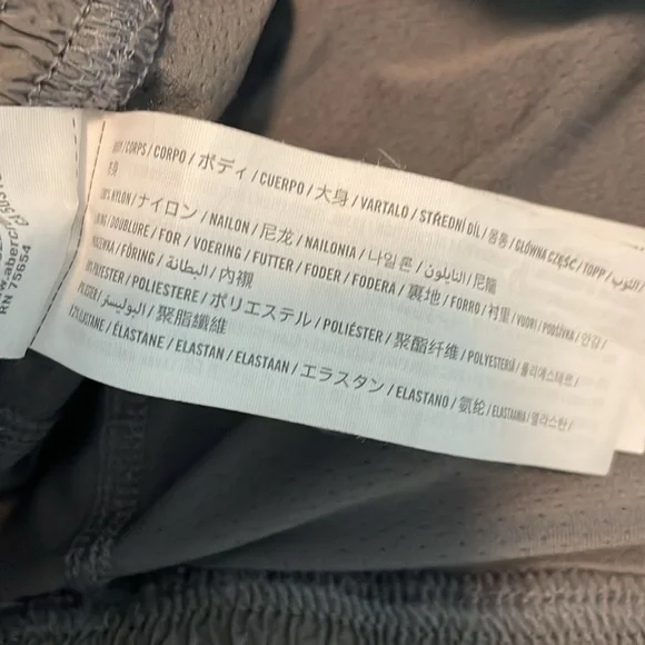 Abercrombie YPB Motion Tek Lined Shorts - SZ Medium - Picture 5 of 5